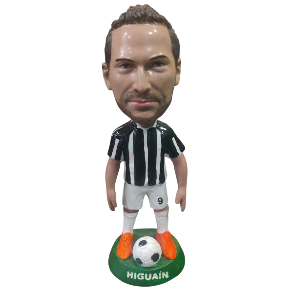 ΦΙΓΟΥΡΑ ΤΟΥ '' GONZALO HIGUAIN ''
